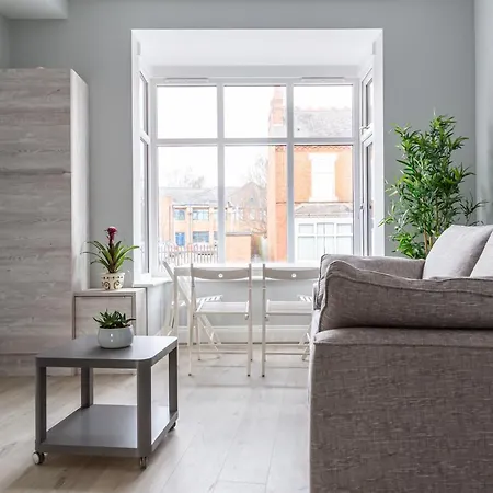 Stunning Fully Refurbished * Μπέρμιγχαμ