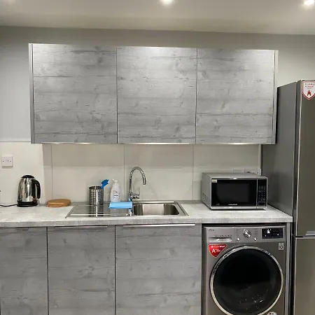 Stunning Fully Refurbished Διαμέρισμα Μπέρμιγχαμ